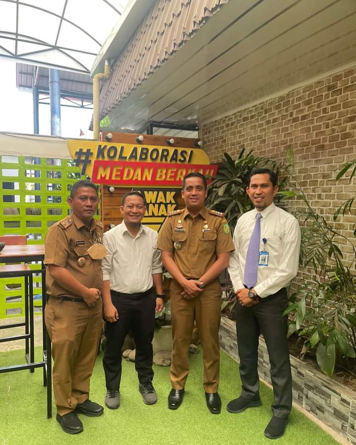 Perguruan AL-Azhar Berkunjung ke Kantor Camat Medan Johor. 